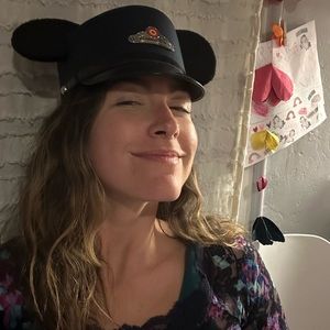 Meet your Posher, Lyndsay